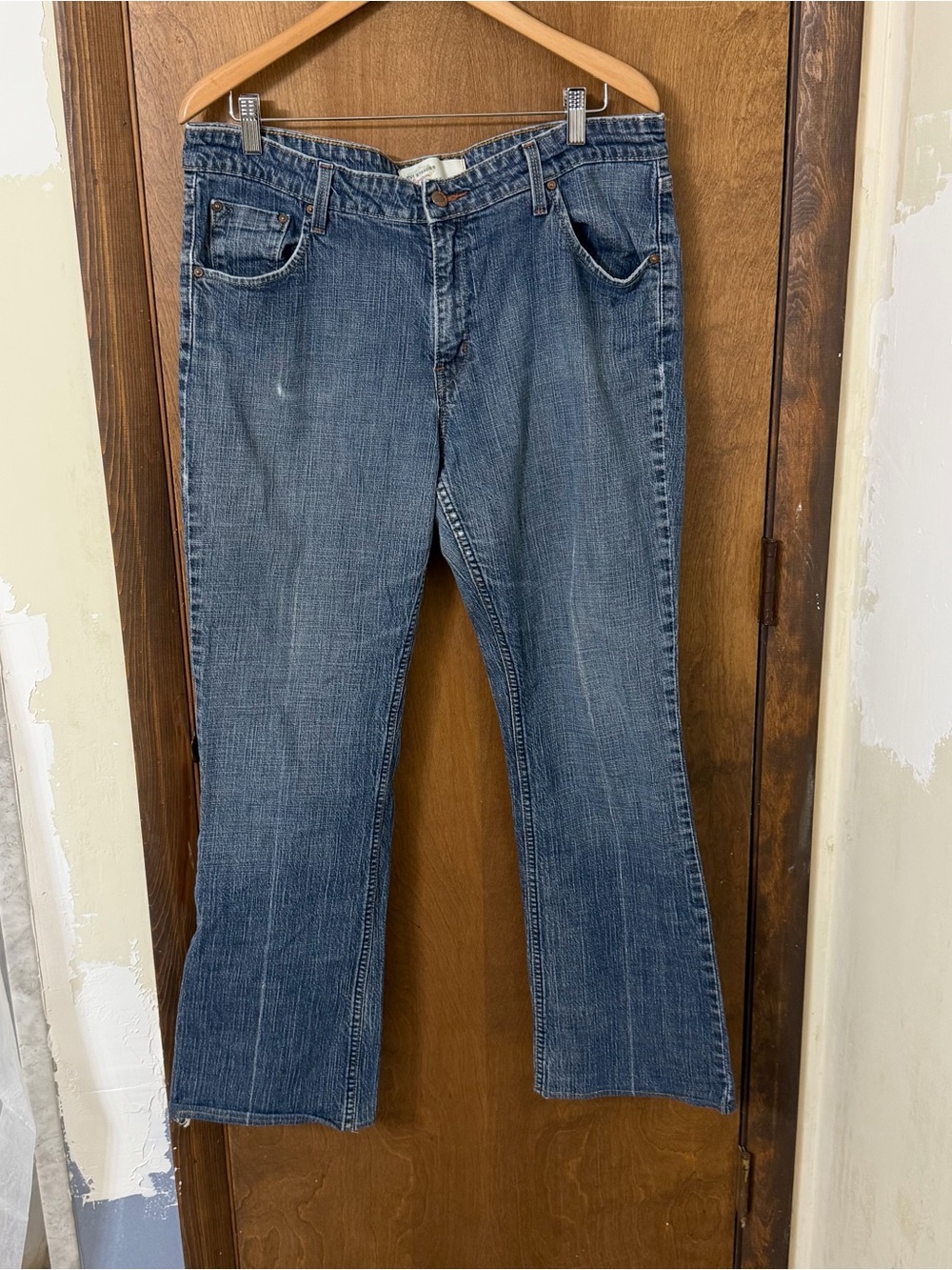Levi's Women's 16 Low Rise Boot Cut Blue Jeans